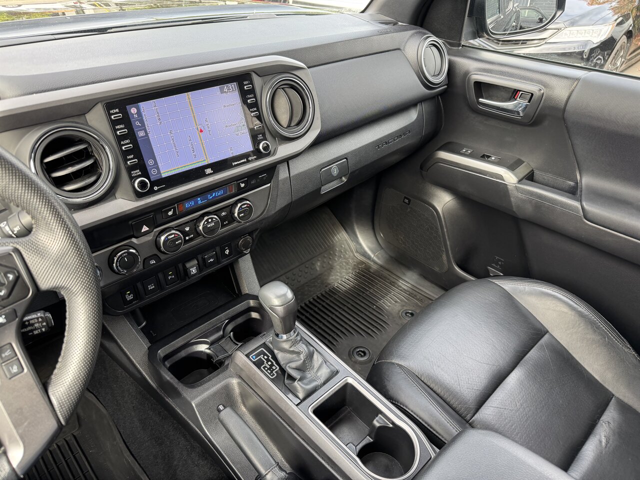 2023 Toyota Tacoma TRD Off-Road   - Photo 24 - Portland, OR 97211