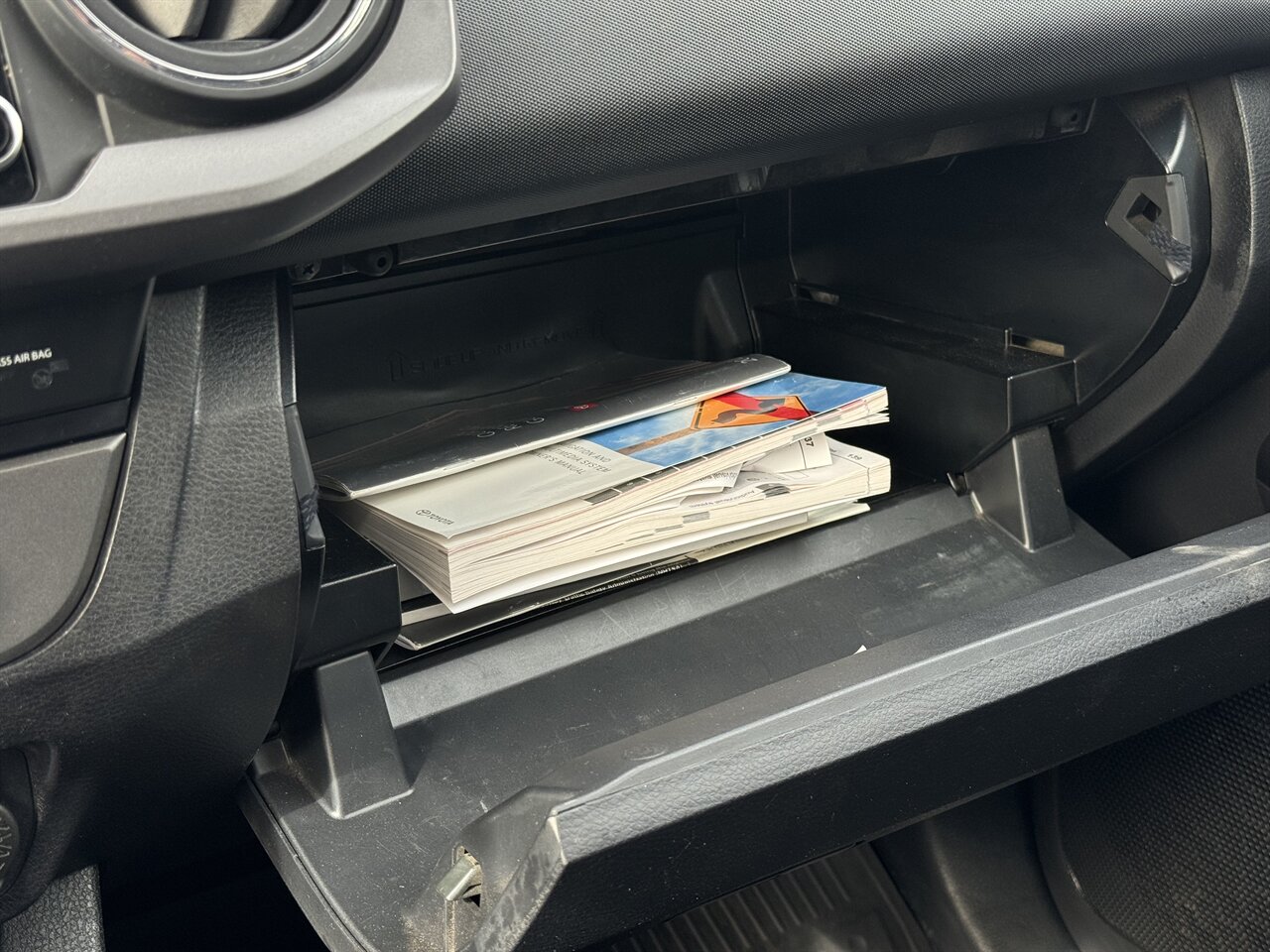 2023 Toyota Tacoma TRD Off-Road   - Photo 28 - Portland, OR 97211