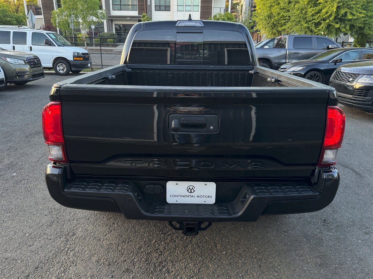 2023 Toyota Tacoma TRD Off-Road - Photo 8 - Portland, OR 97211
