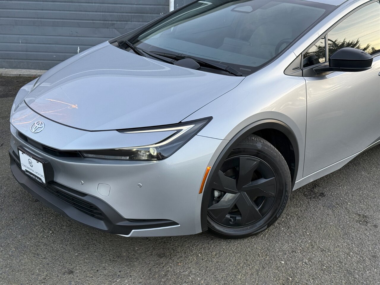 2025 Toyota Prius LX ADAPTIVE CRUISE BLIND SPOT   - Photo 33 - Portland, OR 97211