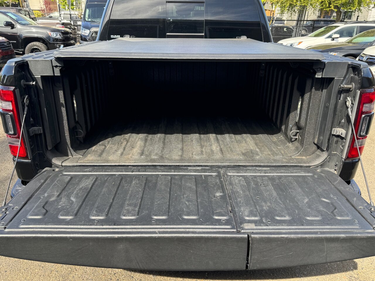 2020 RAM 1500 Limited 4X4 LOADED   - Photo 16 - Portland, OR 97211