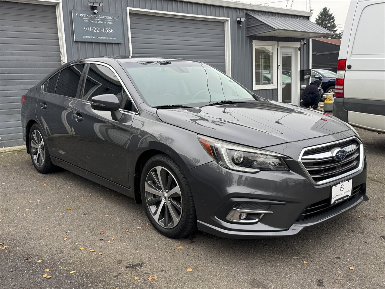 2018 Subaru Legacy 3.6R Limited   - Photo 6 - Portland, OR 97211