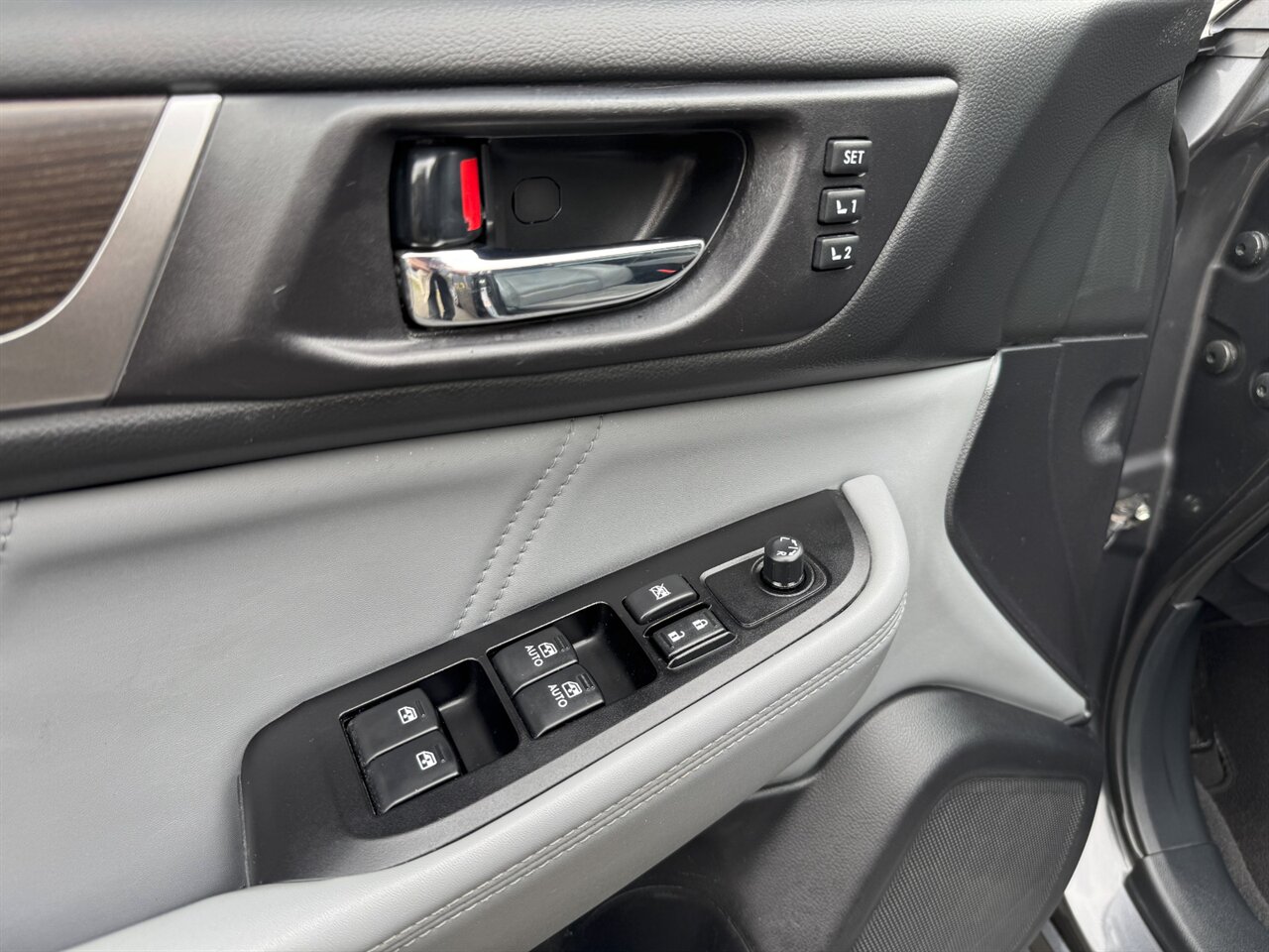 2018 Subaru Legacy 3.6R Limited   - Photo 19 - Portland, OR 97211