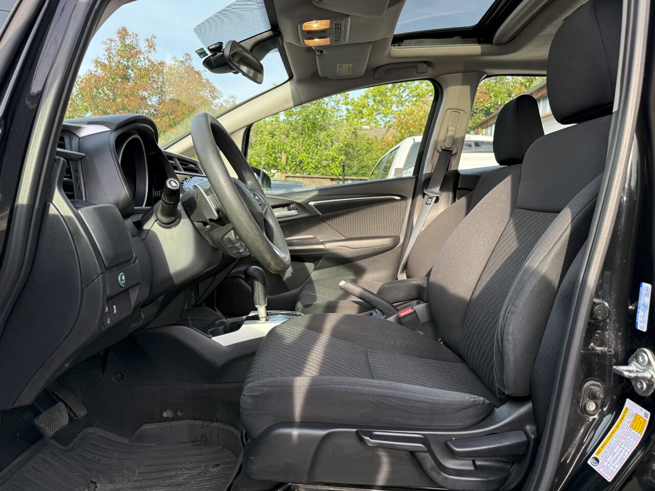 2020 Honda Fit EX - ONLY 46K MILES - 1 OWNER - ADAPTIVE CRUISE - Photo 11 - Portland, OR 97211