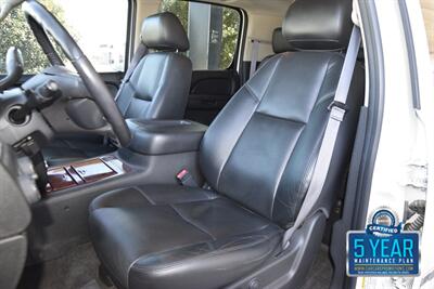 2011 Chevrolet Suburban LTZ 4X4 LTHR NAV BK/CAM TV/DVD HTD STS NICE   - Photo 39 - Stafford, TX 77477