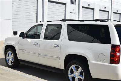 2011 Chevrolet Suburban LTZ 4X4 LTHR NAV BK/CAM TV/DVD HTD STS NICE   - Photo 18 - Stafford, TX 77477