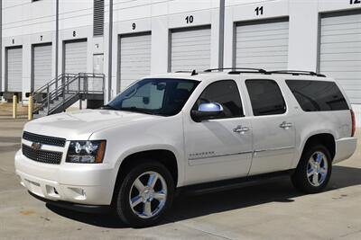 2011 Chevrolet Suburban LTZ 4X4 LTHR NAV BK/CAM TV/DVD HTD STS NICE   - Photo 5 - Stafford, TX 77477