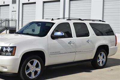 2011 Chevrolet Suburban LTZ 4X4 LTHR NAV BK/CAM TV/DVD HTD STS NICE   - Photo 7 - Stafford, TX 77477