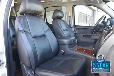 2011 Chevrolet Suburban LTZ 4X4 LTHR NAV BK/CAM TV/DVD HTD STS NICE   - Photo 40 - Stafford, TX 77477