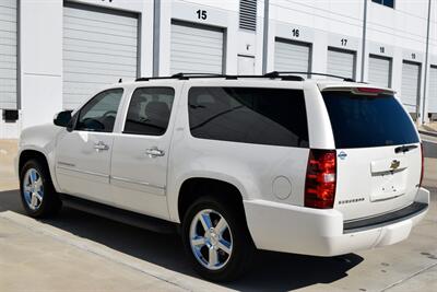 2011 Chevrolet Suburban LTZ 4X4 LTHR NAV BK/CAM TV/DVD HTD STS NICE   - Photo 16 - Stafford, TX 77477