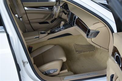 2012 Porsche Panamera 4S AWD 79K MILES TOP LOADED RECENT SVCD CLEAN   - Photo 31 - Stafford, TX 77477