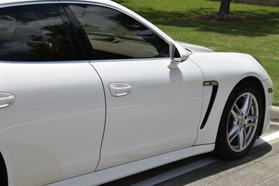 2012 Porsche Panamera 4S AWD 79K MILES TOP LOADED RECENT SVCD CLEAN   - Photo 18 - Stafford, TX 77477