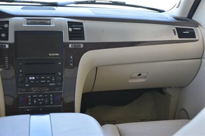 2007 Cadillac Escalade ESV LUXURY AWD NAV BK/CAM S/ROOF HWY MILES   - Photo 22 - Stafford, TX 77477