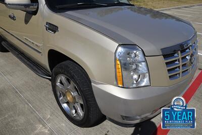 2007 Cadillac Escalade ESV LUXURY AWD NAV BK/CAM S/ROOF HWY MILES   - Photo 10 - Stafford, TX 77477