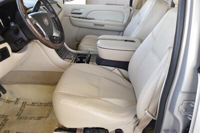 2007 Cadillac Escalade ESV LUXURY AWD NAV BK/CAM S/ROOF HWY MILES   - Photo 28 - Stafford, TX 77477