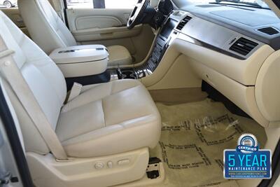 2007 Cadillac Escalade ESV LUXURY AWD NAV BK/CAM S/ROOF HWY MILES   - Photo 29 - Stafford, TX 77477