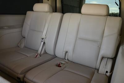 2007 Cadillac Escalade ESV LUXURY AWD NAV BK/CAM S/ROOF HWY MILES   - Photo 38 - Stafford, TX 77477