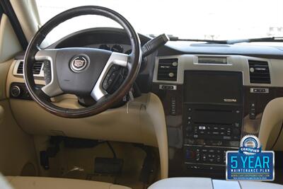 2007 Cadillac Escalade ESV LUXURY AWD NAV BK/CAM S/ROOF HWY MILES   - Photo 21 - Stafford, TX 77477