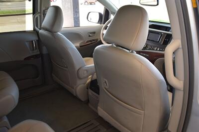 2013 Toyota Sienna LIMITED NAV BK/CAM LTHR DVD LADY OWN HWY MILES   - Photo 36 - Stafford, TX 77477