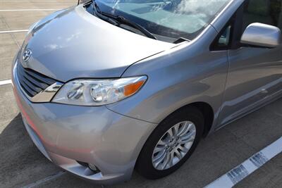 2013 Toyota Sienna LIMITED NAV BK/CAM LTHR DVD LADY OWN HWY MILES   - Photo 11 - Stafford, TX 77477