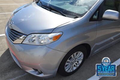 2013 Toyota Sienna LIMITED NAV BK/CAM LTHR DVD LADY OWN HWY MILES   - Photo 11 - Stafford, TX 77477