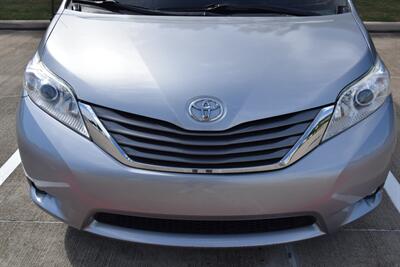 2013 Toyota Sienna LIMITED NAV BK/CAM LTHR DVD LADY OWN HWY MILES   - Photo 13 - Stafford, TX 77477