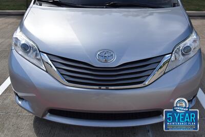 2013 Toyota Sienna LIMITED NAV BK/CAM LTHR DVD LADY OWN HWY MILES   - Photo 13 - Stafford, TX 77477