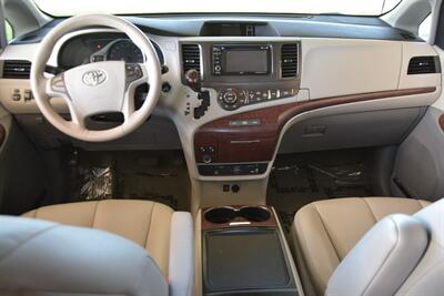 2013 Toyota Sienna LIMITED NAV BK/CAM LTHR DVD LADY OWN HWY MILES   - Photo 27 - Stafford, TX 77477