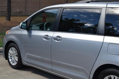 2013 Toyota Sienna LIMITED NAV BK/CAM LTHR DVD LADY OWN HWY MILES   - Photo 18 - Stafford, TX 77477