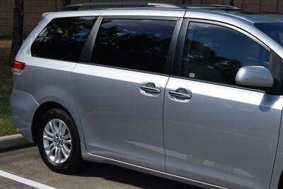 2013 Toyota Sienna LIMITED NAV BK/CAM LTHR DVD LADY OWN HWY MILES   - Photo 9 - Stafford, TX 77477