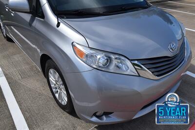 2013 Toyota Sienna LIMITED NAV BK/CAM LTHR DVD LADY OWN HWY MILES   - Photo 12 - Stafford, TX 77477