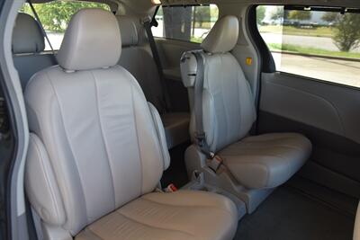 2013 Toyota Sienna LIMITED NAV BK/CAM LTHR DVD LADY OWN HWY MILES   - Photo 40 - Stafford, TX 77477