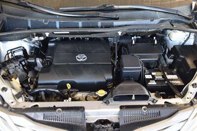 2013 Toyota Sienna LIMITED NAV BK/CAM LTHR DVD LADY OWN HWY MILES   - Photo 43 - Stafford, TX 77477