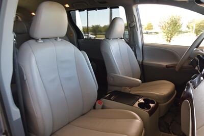 2013 Toyota Sienna LIMITED NAV BK/CAM LTHR DVD LADY OWN HWY MILES   - Photo 34 - Stafford, TX 77477