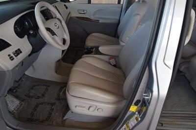 2013 Toyota Sienna LIMITED NAV BK/CAM LTHR DVD LADY OWN HWY MILES   - Photo 31 - Stafford, TX 77477