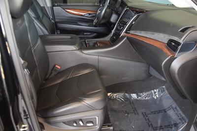2016 Cadillac Escalade ESV LUXURY NAV BK/CAM S/ROOF 123K FRESH TRADE IN   - Photo 27 - Stafford, TX 77477