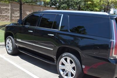 2016 Cadillac Escalade ESV LUXURY NAV BK/CAM S/ROOF 123K FRESH TRADE IN   - Photo 15 - Stafford, TX 77477