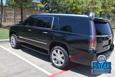 2016 Cadillac Escalade ESV LUXURY NAV BK/CAM S/ROOF 123K FRESH TRADE IN   - Photo 13 - Stafford, TX 77477