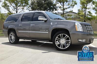 2013 Cadillac Escalade ESV PREMIUM EDI 90K LOW MILES NAV ROOF HTD STS   - Photo 1 - Stafford, TX 77477