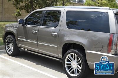 2013 Cadillac Escalade ESV PREMIUM EDI 90K LOW MILES NAV ROOF HTD STS   - Photo 17 - Stafford, TX 77477