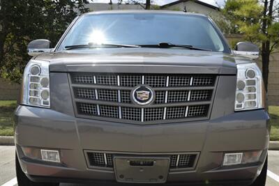 2013 Cadillac Escalade ESV PREMIUM EDI 90K LOW MILES NAV ROOF HTD STS   - Photo 3 - Stafford, TX 77477