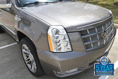 2013 Cadillac Escalade ESV PREMIUM EDI 90K LOW MILES NAV ROOF HTD STS   - Photo 11 - Stafford, TX 77477