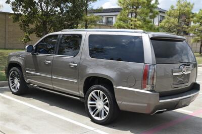 2013 Cadillac Escalade ESV PREMIUM EDI 90K LOW MILES NAV ROOF HTD STS   - Photo 15 - Stafford, TX 77477