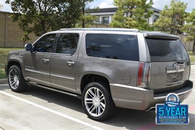 2013 Cadillac Escalade ESV PREMIUM EDI 90K LOW MILES NAV ROOF HTD STS   - Photo 15 - Stafford, TX 77477