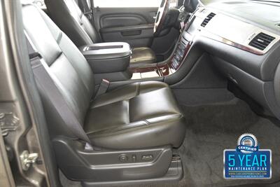 2013 Cadillac Escalade ESV PREMIUM EDI 90K LOW MILES NAV ROOF HTD STS   - Photo 35 - Stafford, TX 77477