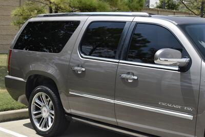 2013 Cadillac Escalade ESV PREMIUM EDI 90K LOW MILES NAV ROOF HTD STS   - Photo 8 - Stafford, TX 77477