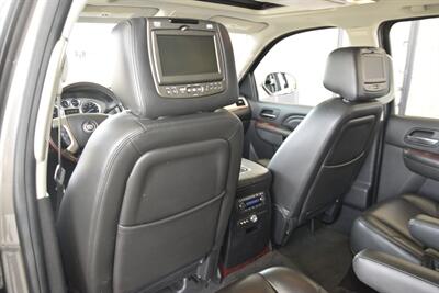 2013 Cadillac Escalade ESV PREMIUM EDI 90K LOW MILES NAV ROOF HTD STS   - Photo 38 - Stafford, TX 77477