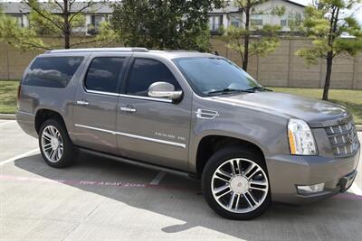 2013 Cadillac Escalade ESV PREMIUM EDI 90K LOW MILES NAV ROOF HTD STS   - Photo 24 - Stafford, TX 77477