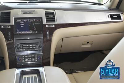 2012 Cadillac Escalade ESV LUXURY NAV BK/CAM S/ROOF 1 TX OWN   - Photo 24 - Stafford, TX 77477