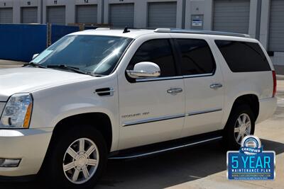 2012 Cadillac Escalade ESV LUXURY NAV BK/CAM S/ROOF 1 TX OWN   - Photo 8 - Stafford, TX 77477